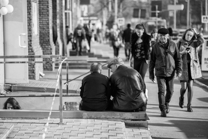 город,улица,дорога,люди,жаннр По городу ... фото превью