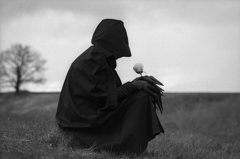 Canon EF85mm f/1.2L II USM | Kodak T-max 400 Pro | HC-110 a moment of tenderness фото превью