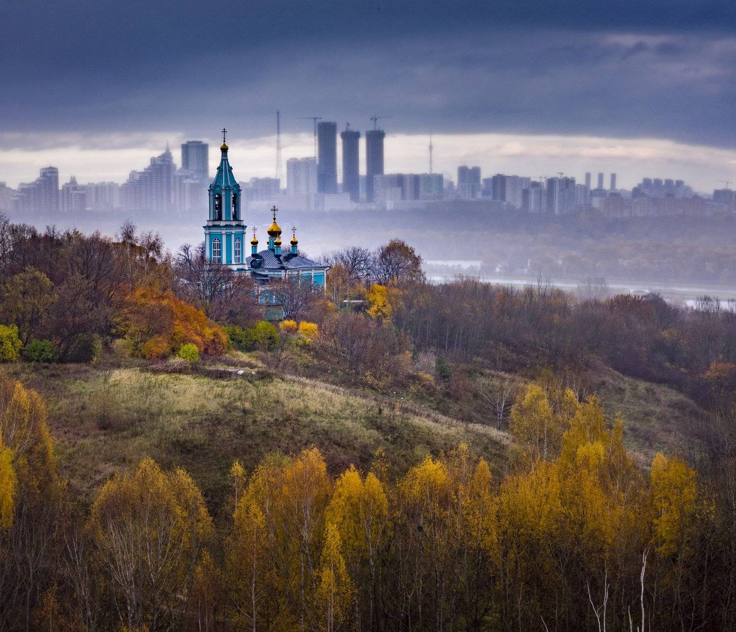 осень,дождь,дымка,храм,город,москва,россия, Павел Ныриков