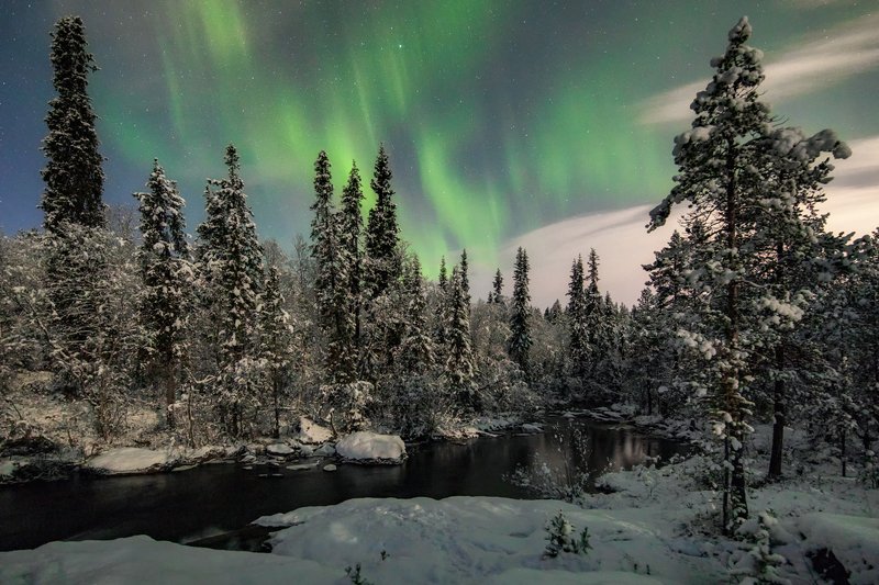 Октябрьский свет. фото превью