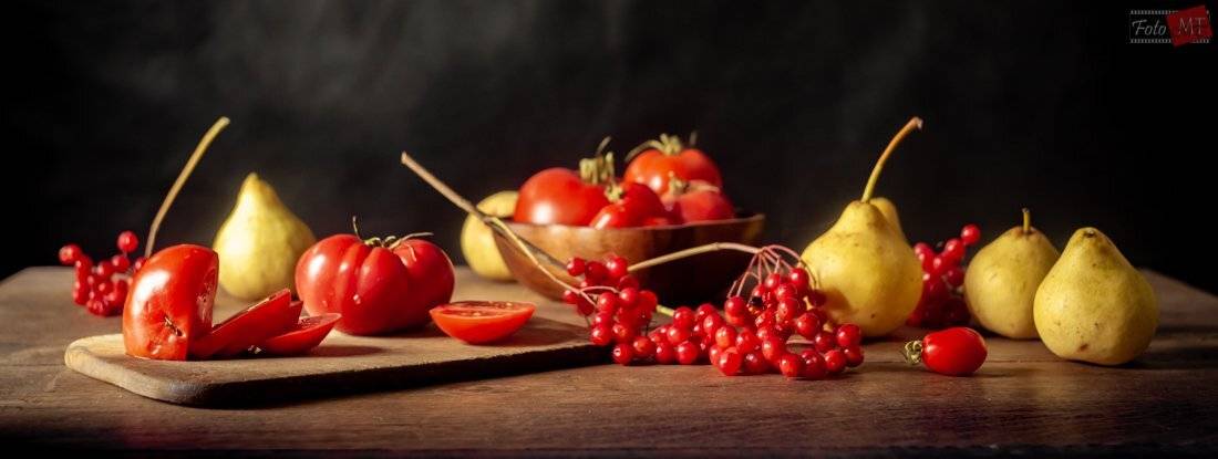калина, натюрморт, груши, помидор, осень, Татьяна Макотра