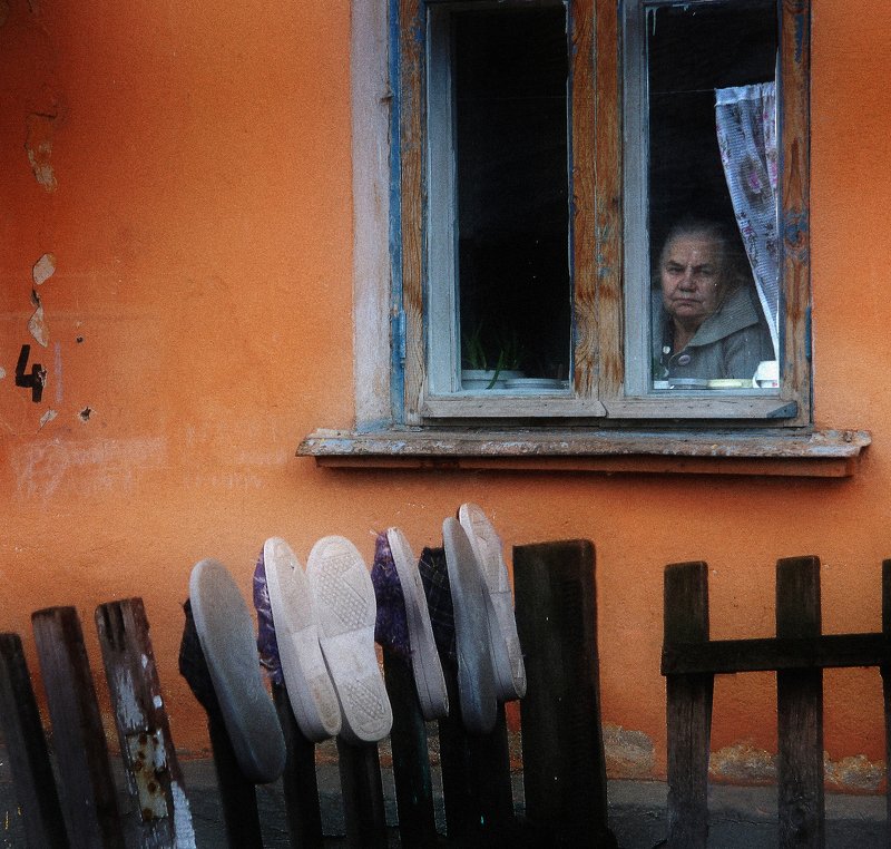 город,двор,дома,старый,уютный,окно Дворик,которого уже нет 4 фото превью