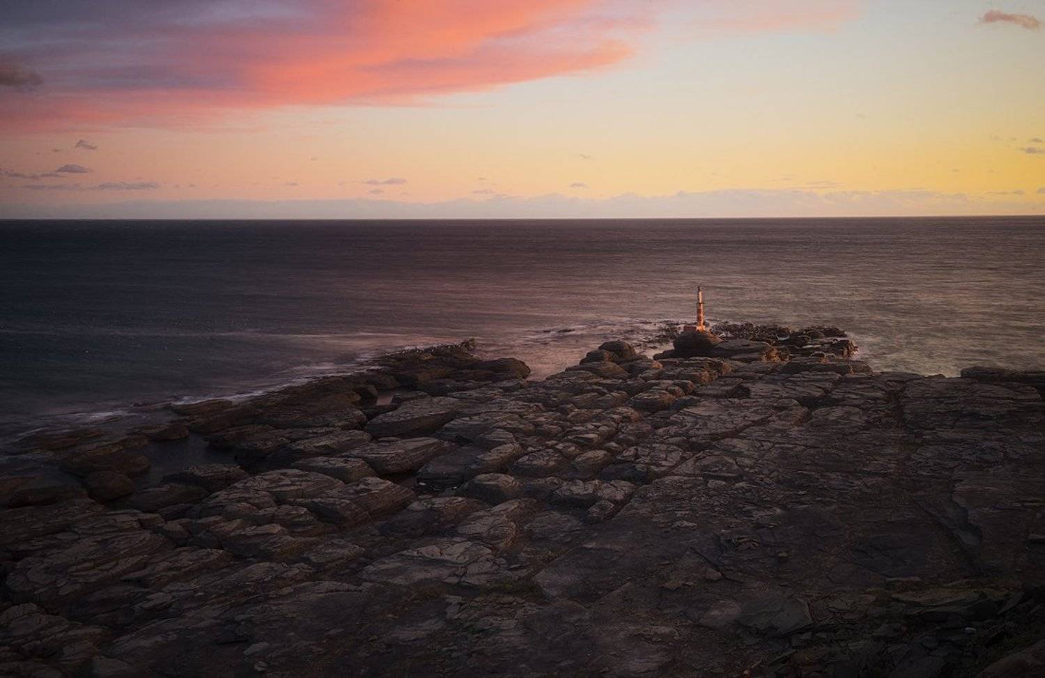 закат краски свет море остров  камни волны пейзаж вечер морской пейзаж россия владивосток фото русский остров приморский край маяк чайки, Дмитрий Подкопаев