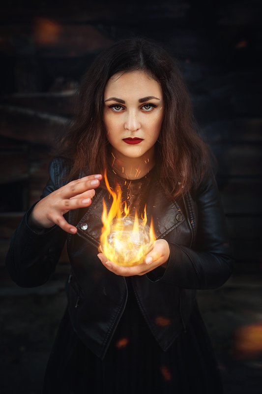 огонь, магия, ведьма, колдунья, портрет, черный, взгляд, искры Ведьма фото превью