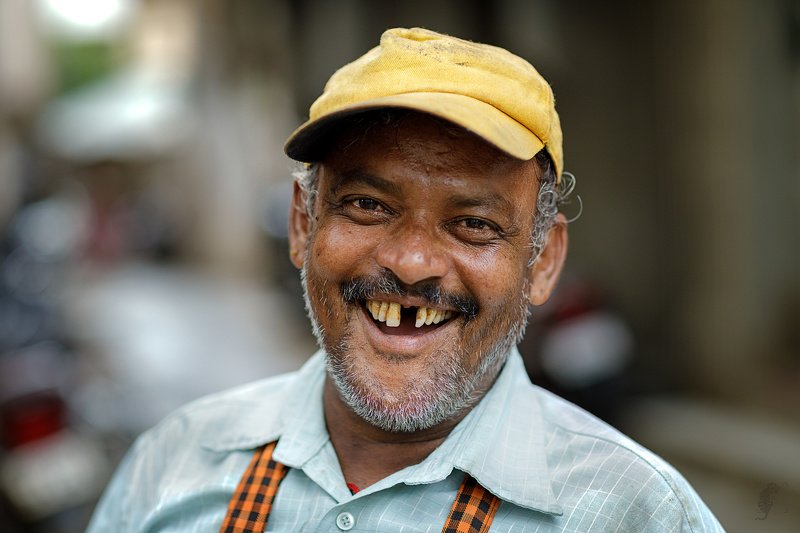 #portrait, #mood, #canon, #candid Chef in the back alley фото превью