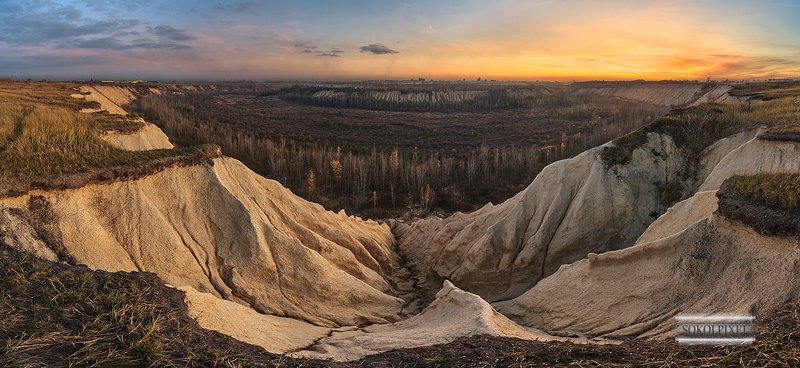 Панорама заброшенного карьера фото превью