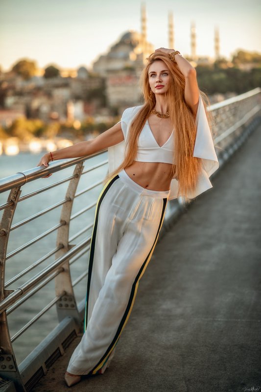 beauty, 85mm, pretty, model, sexy, girl, beautiful, colorful, sunset, daylight, nikon, face, eyes, natural, light Aliona фото превью