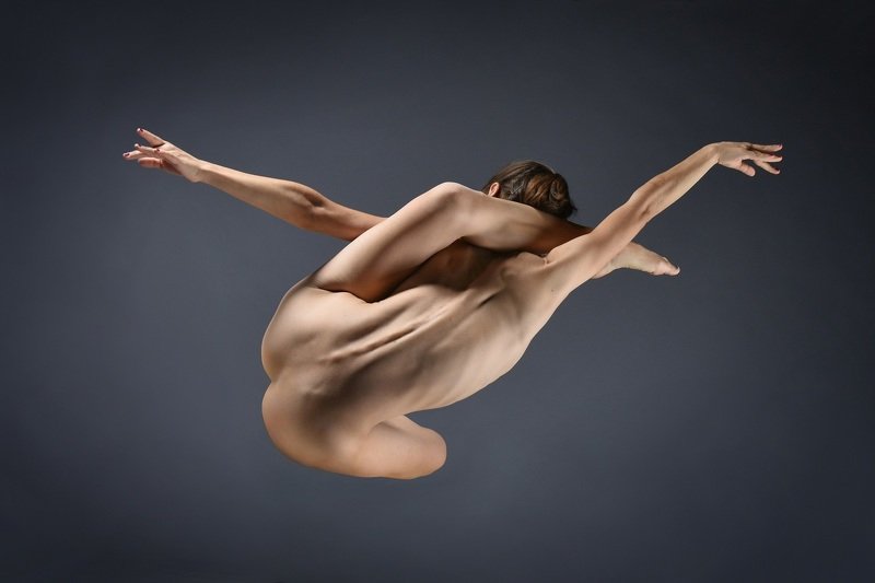 girl, nude, body, folded, studio, pose, surreal, gymnast, ballerina, impossible, back, levitation Doing the Impossible фото превью