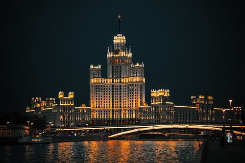 Сталинский ампир на Котельнической