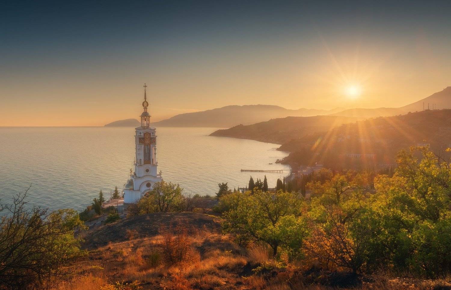 крым, осенний крым, осень, осень в крыму, фототур в крым, туры по крыму, фототур по россии, отдых в крыму,  отпуск в крыму, путешествия, туризм, природа, золотая осень, пейзаж, буковый лес, лес, Лузанов Вячеслав