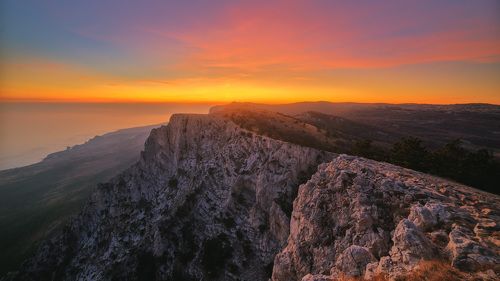 Закат на Ай-Петри