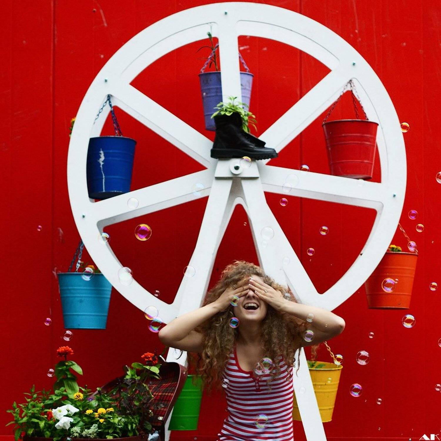 bubbles, summer, red, bucket, Колбая Александр