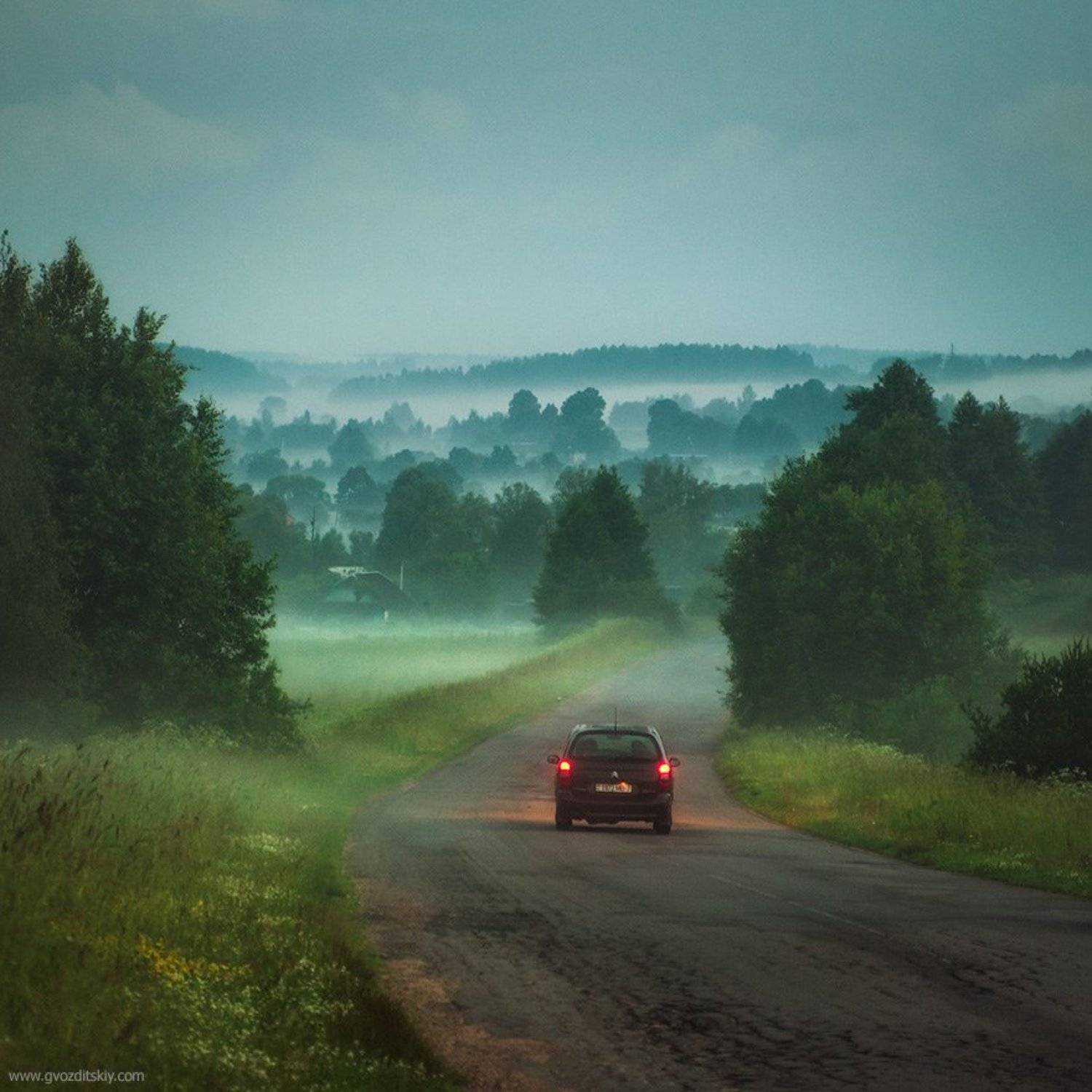 туман, сумерки, холмы, после заката, Гвоздицкий Алексей
