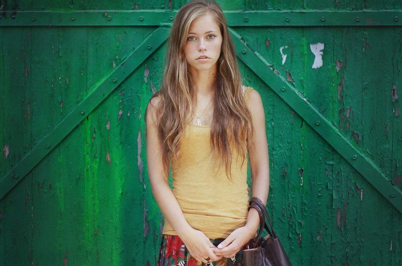 portrait,girl,toning,hair,cute,beauty,портрет,девушка,пленэр,природа Vallery фото превью