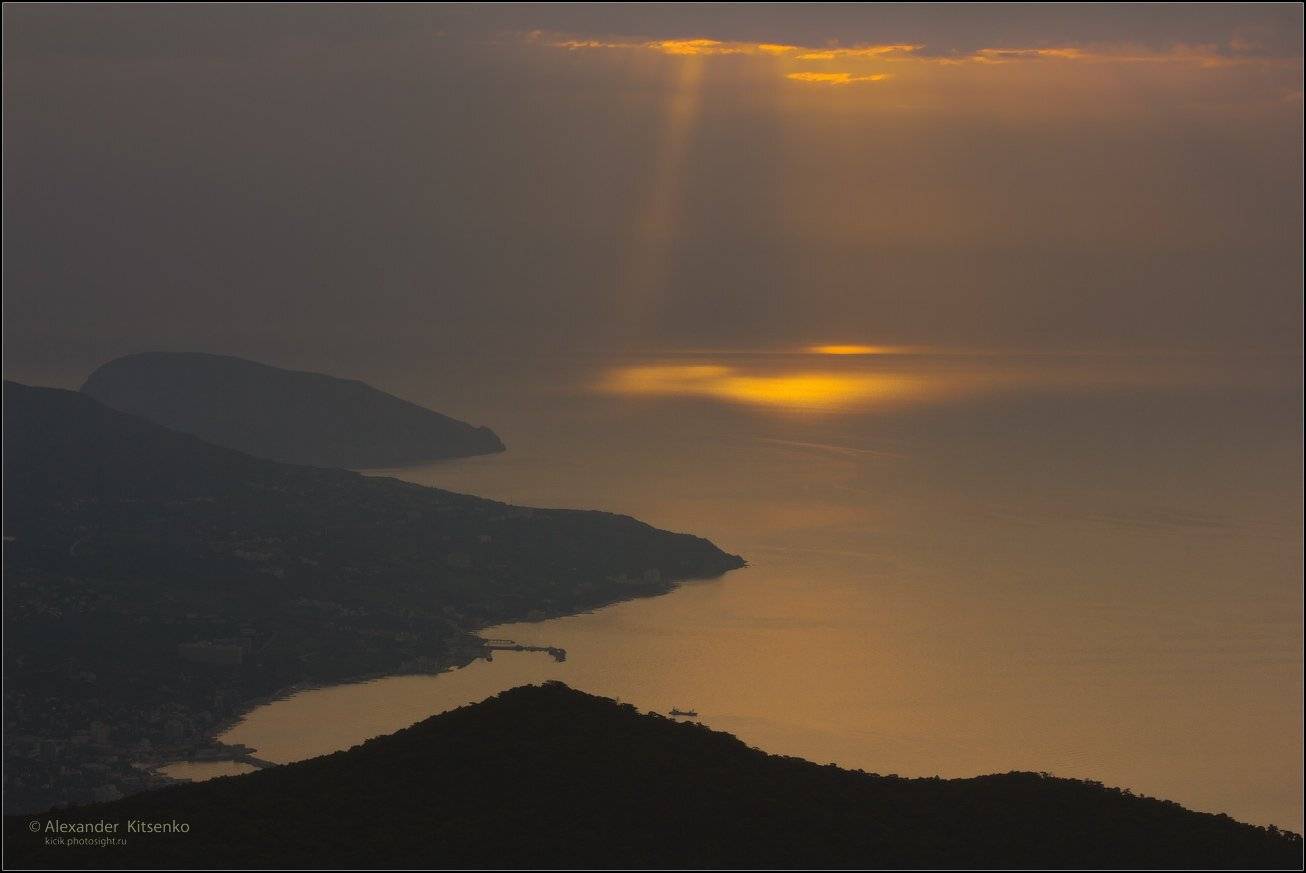 крым, ай-петри, ялта, лучи, море, горы, Александр Киценко