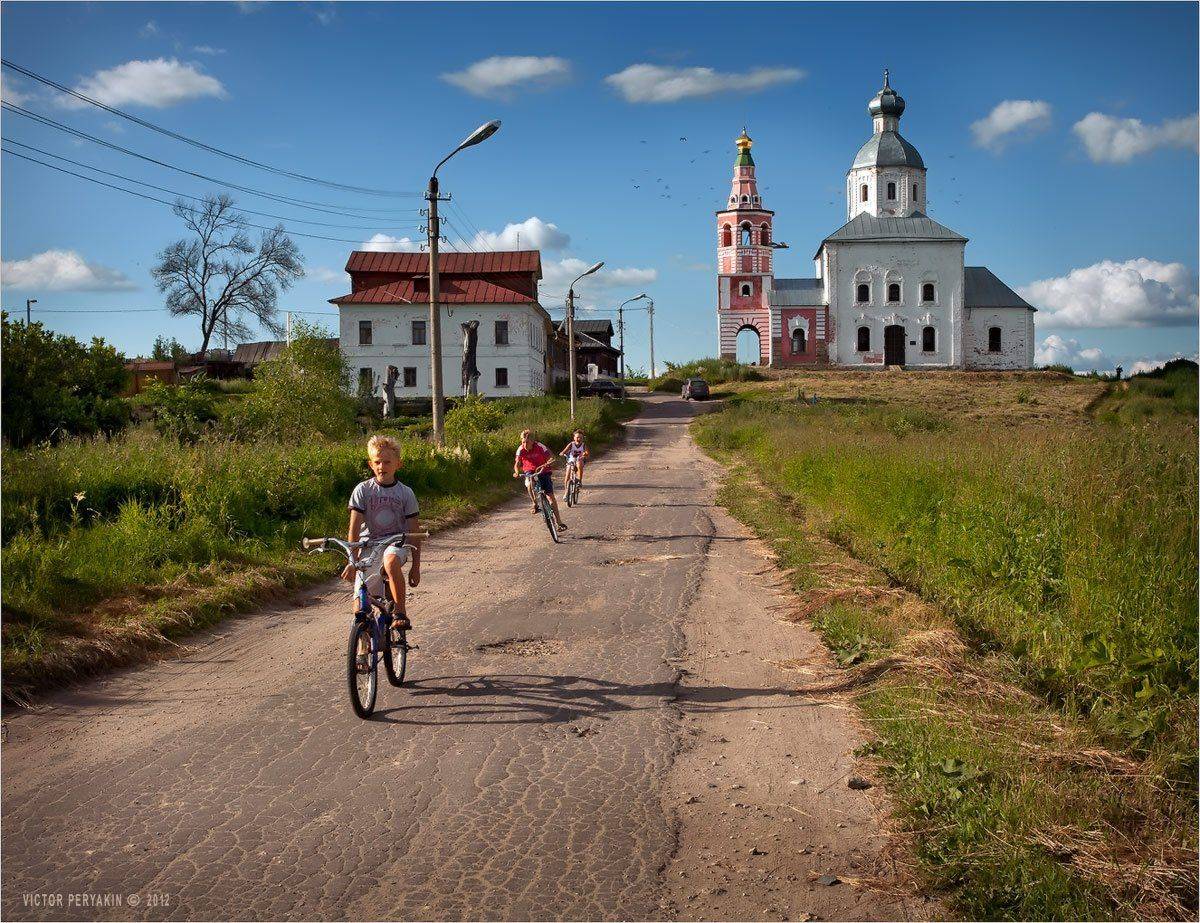 , Виктор Перякин