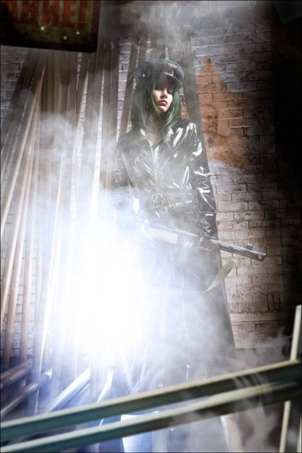 девушка, автомат, Илья Панфилов