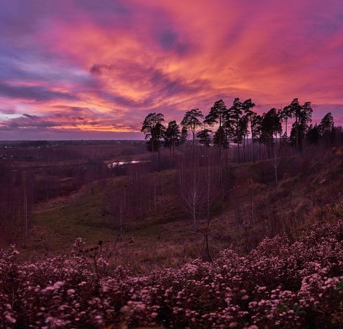 Полыхающее небо октября