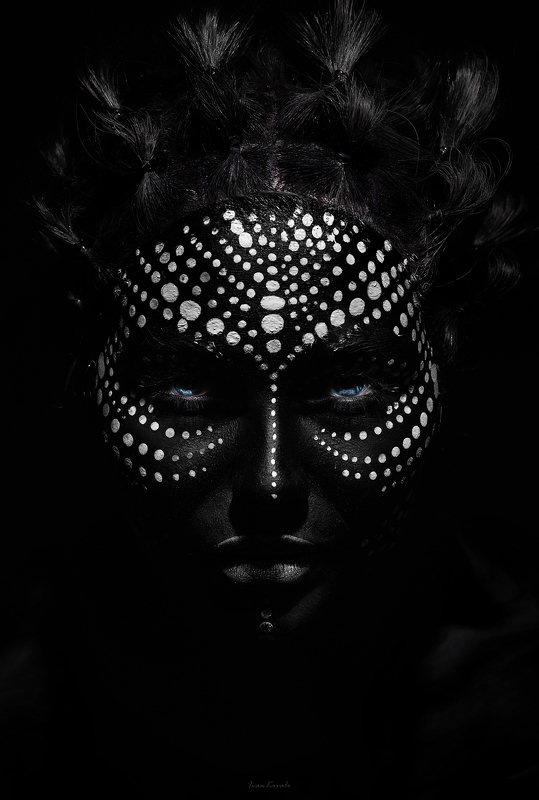 портрет, девушка, взгляд, лицо, точка, макияж, пунктир, wallart, ivankovale In paradise фото превью