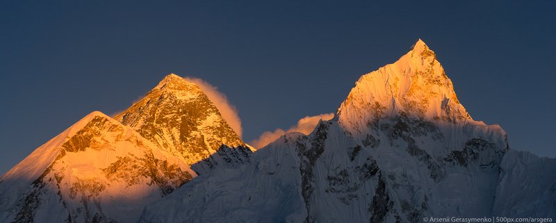 sunset, snow, climbing, panorama, ice, landscape, dawn, peak, summit, snow, everest, nepal, mountain, outdoors, himalaya, himalayas, nature, extreme, mt. everest, lhotse, sagarmatha, nuptse, mountaneering , tourism, trekking, alpinism, altitude, hiking, h Everest and Nuptse peaks at sunset фото превью