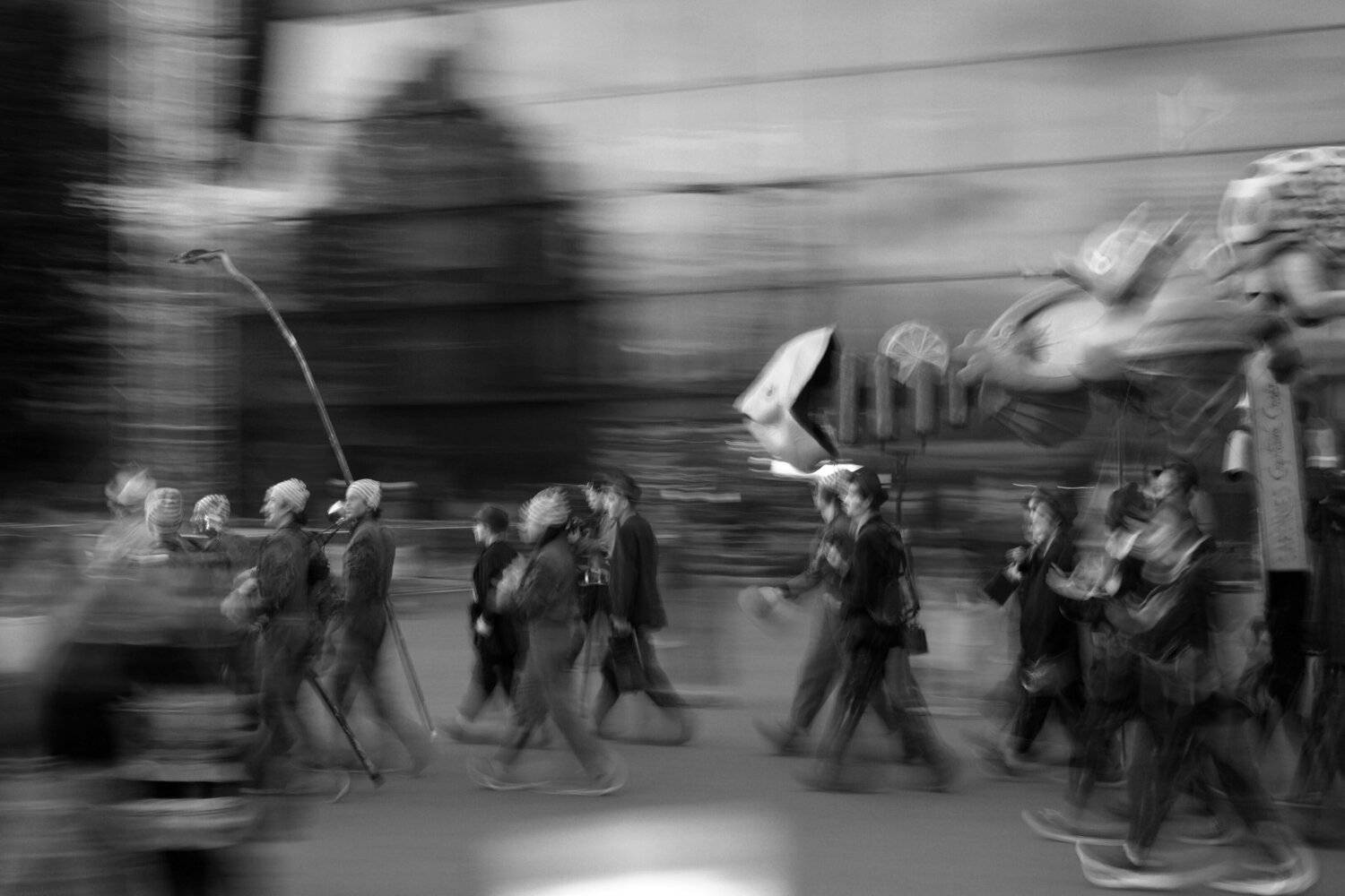 Transe Express, Mu &mdash; cinematique des fluides, идущие, шествие, шаги, длинная выдержка, Дмитрий Ткаченко