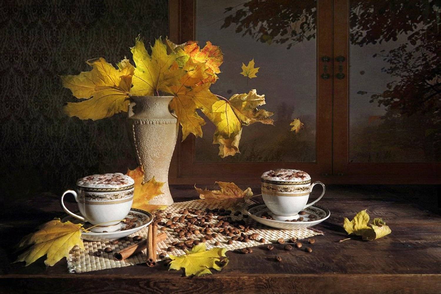 натюрморт,осень,капучино,листья,ваза,окно, Алла Шевченко
