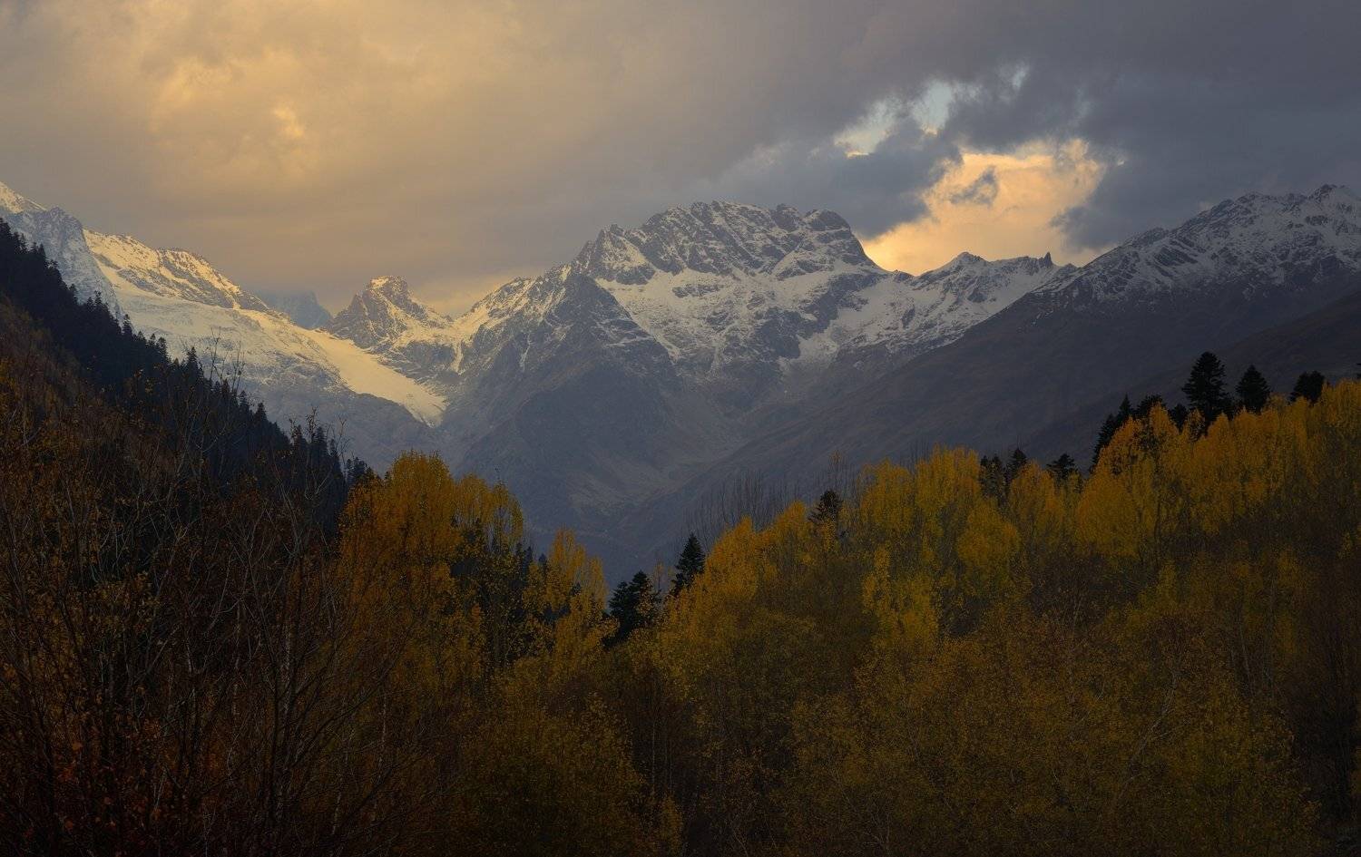горы кавказ осень рассвет алибек, Александр Жарников