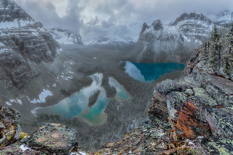 lake, o\'hara., canada. Lake O\'Hara. Snow. фото превью