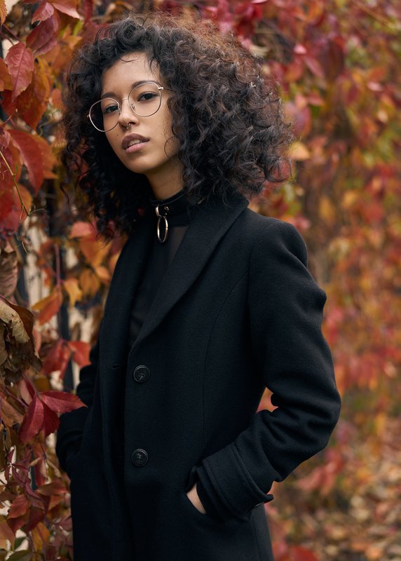 girl, autumn, fall, portrait, nude, coat, collar, Moscow, street, natural light, underwear, glasses, curls, curly October фото превью