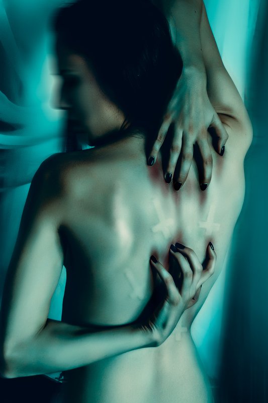 под кожей фото превью