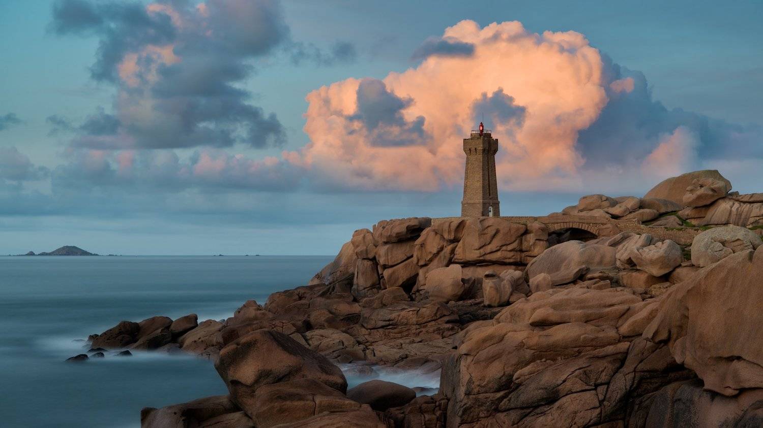 , Эдуард Горобец