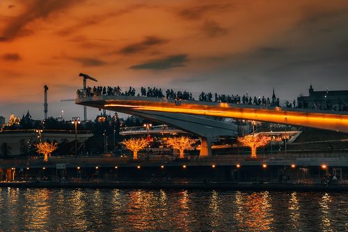 Над Москвой-рекой