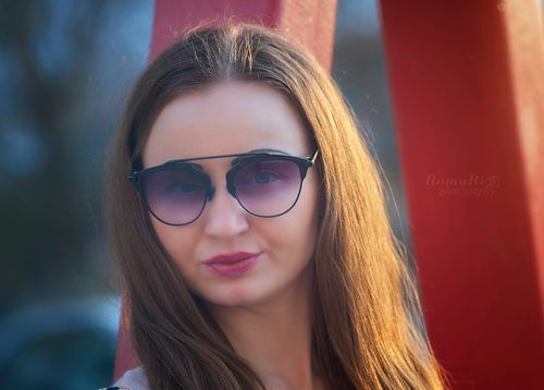 В лицах ...