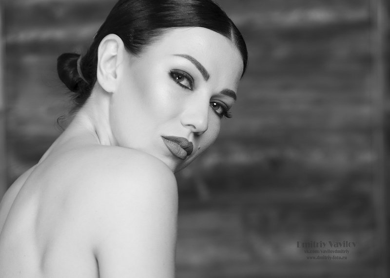 Моника фото превью