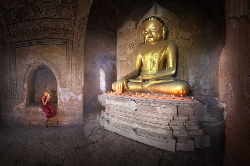 ancient, archeological, architecture, asia, asian, bagan, belief, buddha, buddhism, buddhist, burma, burmese, candle, children, culture, destination, faith, gold, golden, inside, interior, kid, landmark, light, little, man, meditation, monastery, monk, my In the Temple фото превью