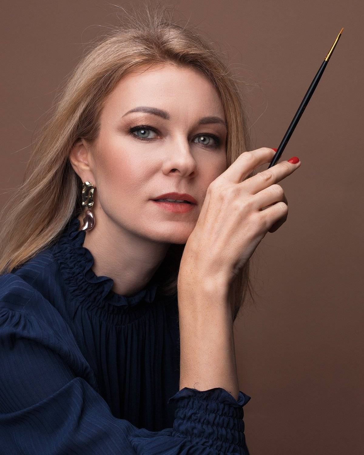 женский портрет, шикарная, красотка. девушка, фэшн, pretty woman, fashion, adult, lips, portrait, girl, attractive, pretty, model, hair, beautiful, natural, female, smile, beauty, studio, lady, elegance, glamour, curly, elegant,, Мелана Романова