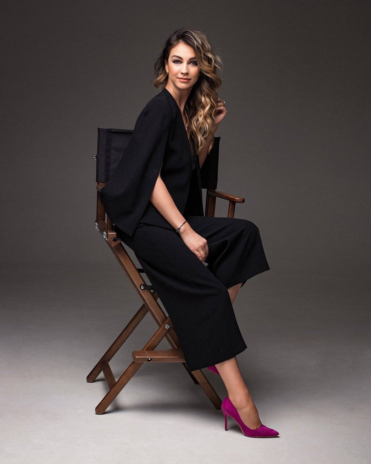 женский портрет, шикарная, красотка. девушка, фэшн, pretty woman, fashion, adult, lips, portrait, girl, attractive, pretty, model, hair, beautiful, natural, female, smile, beauty, studio, lady, elegance, glamour, curly, elegant,, Мелана Романова