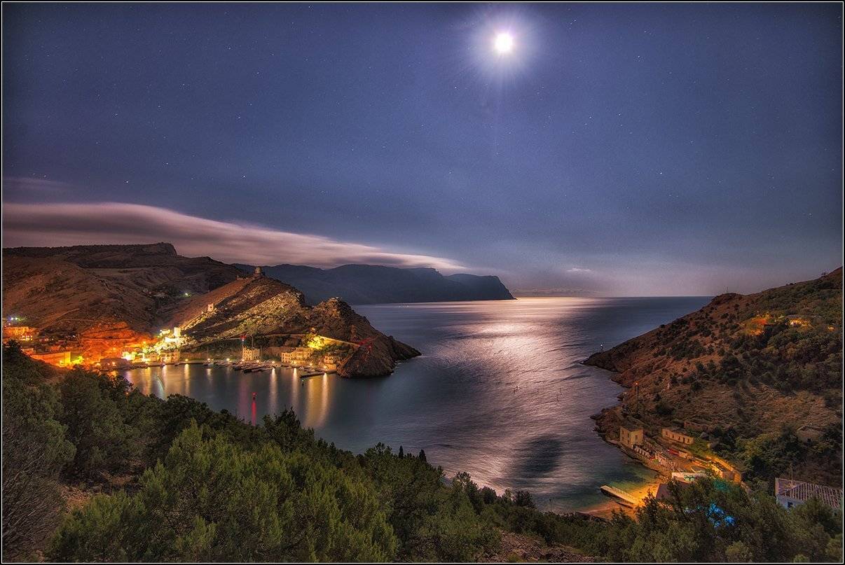 крым., балаклава., лунная, ночь., АНАТОЛИЙ ДОВЫДЕНКО