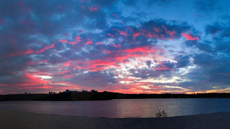 закат,вечер,осень,ноябрь,хортица,запорожье,краски,небо,река,река днепр,велосипед,дерево,пейзаж,landscape,sunset *** фото превью