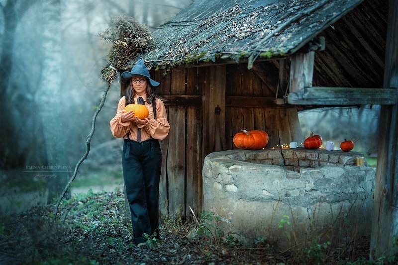 ведьма, хеллоуин,  девушка, тыквы, художественная фотография, helloween , ведьма, праздник Ведьмочка фото превью