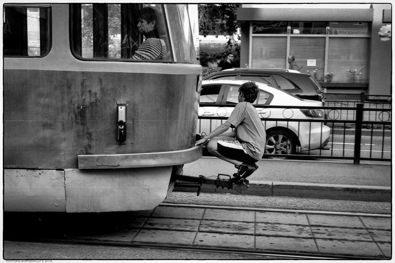 City Street Photo B/W People Leica In giro per Ekaterinburg фото превью