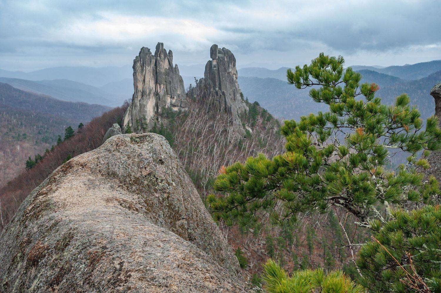 mountain, nature, rock - object, landscape, scenics, outdoors, mountain peak, forest, tree, summer, famous place, sky, valley, travel, hill, green color, beauty in nature, cliff, national landmark, mountain range, Иван Боровков