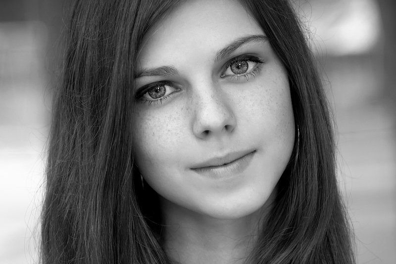 Look... фото превью