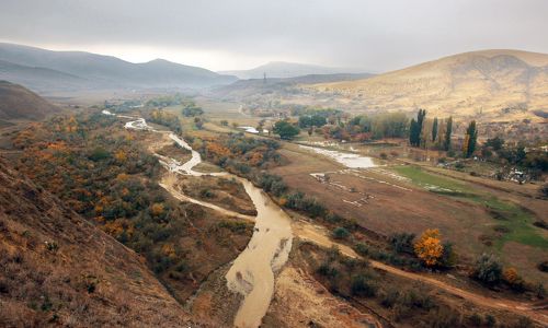 Сары кум.. (Жёлтые пески..)