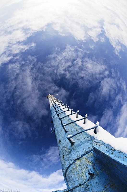 Из космоса фото превью