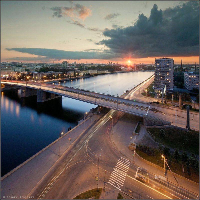 Закат над Володарским мостом фото превью
