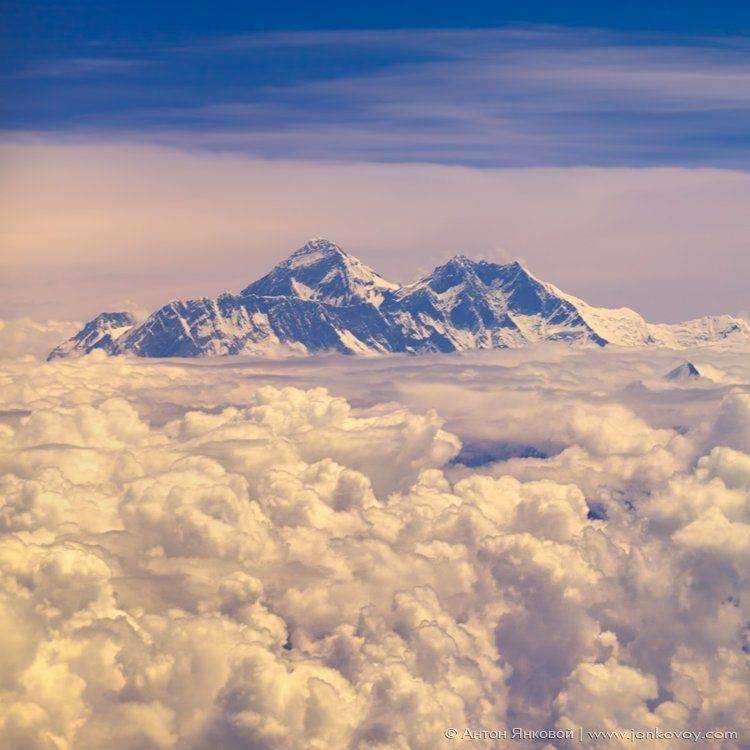 nepal, everest, nuptse, lhotse, plane, flight, sky, clouds, peak, mountains, himalayas, непал, гималаи, горы, пик, вершина, гряда, самолет, перелет, полет, эверест, лхотце, нупце, Антон Янковой (www.photo-travel.com.ua)