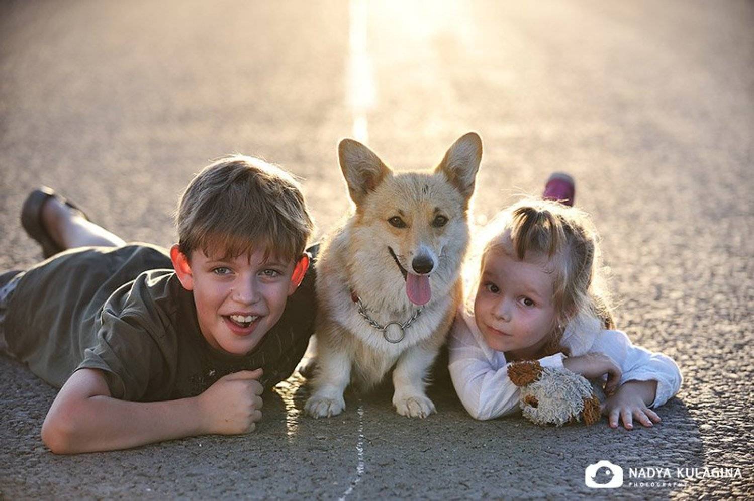 children, dogs, outdoors, Nadya Kulagina