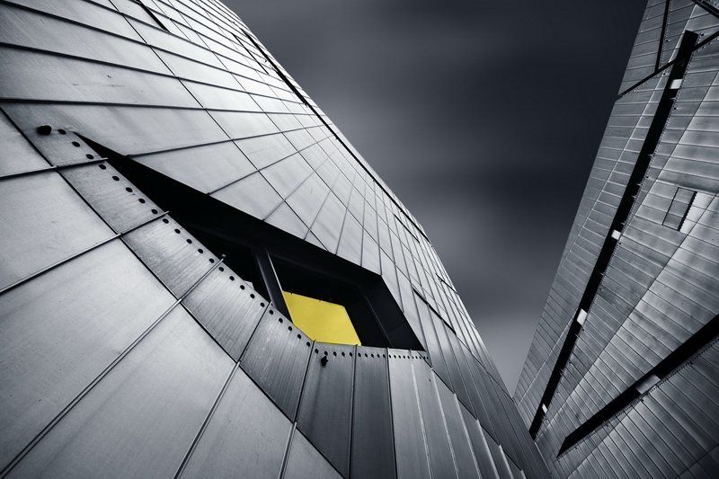 Between the Lines фото превью