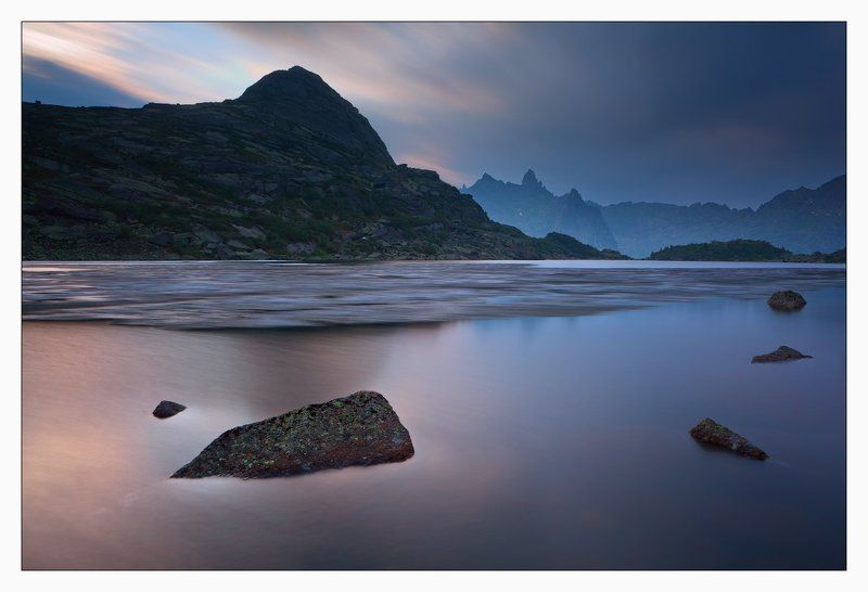 ергаки, оз., горных, духов СРЕДИ КАМНЕЙ, ВОДЫ И НЕБА фото превью